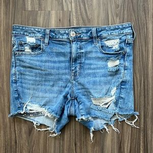 American Eagle Midi Shorts size 12